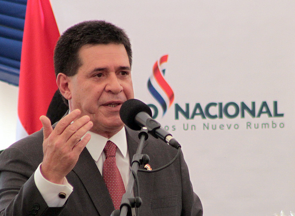 Horacio Cartes – Presidente