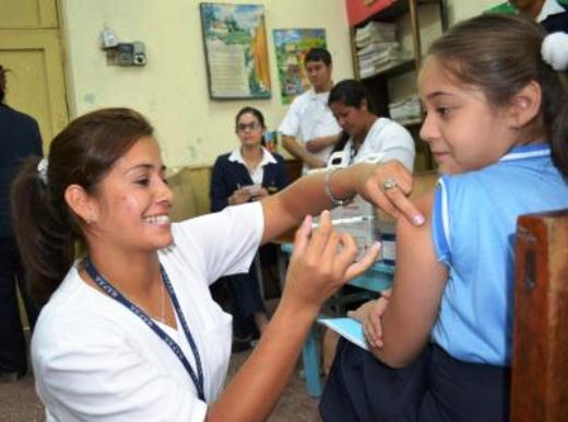 vacunación en escuelas