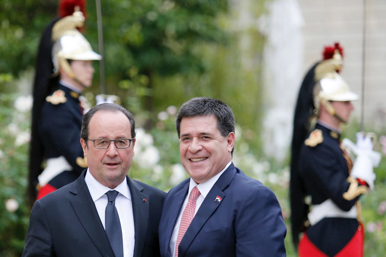 Hollande y Cartes