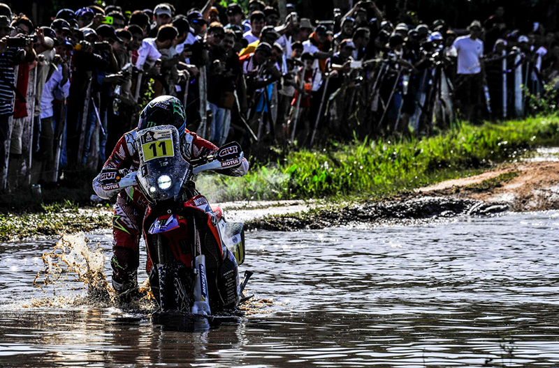 dakar-atyra-moto
