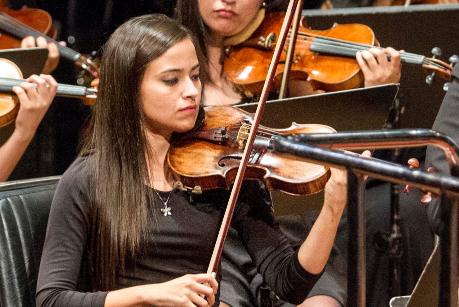 violinista Sara Arana