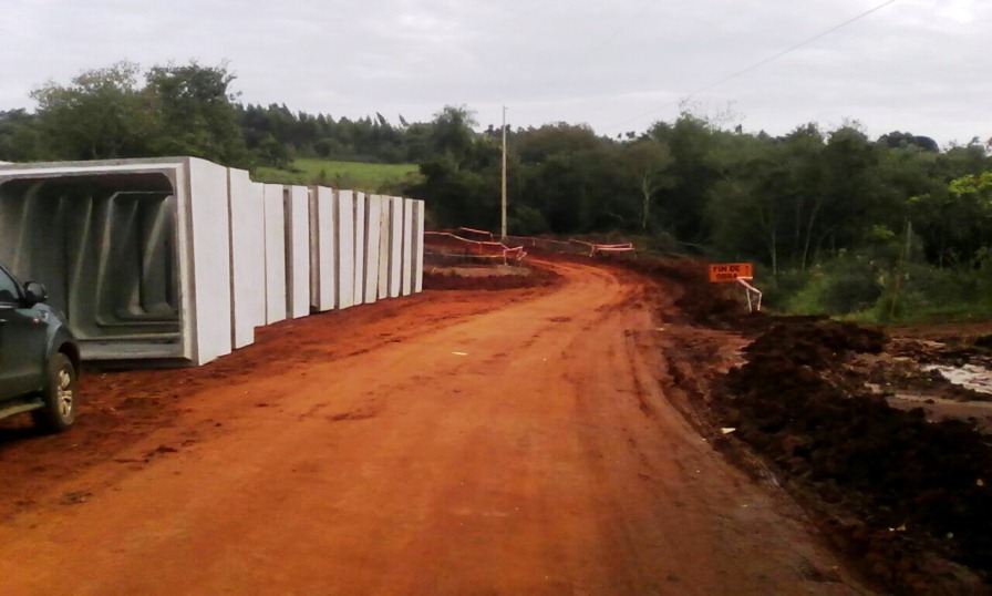 Mejoramiento caminos vecinales RO 1