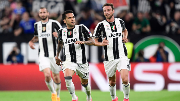 juventus-dani-alves-1