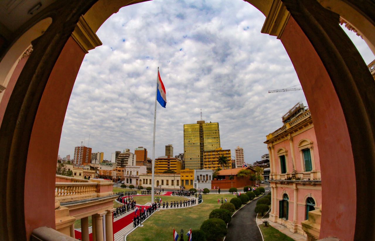 palacio de gobierno- clima- dia nublado
