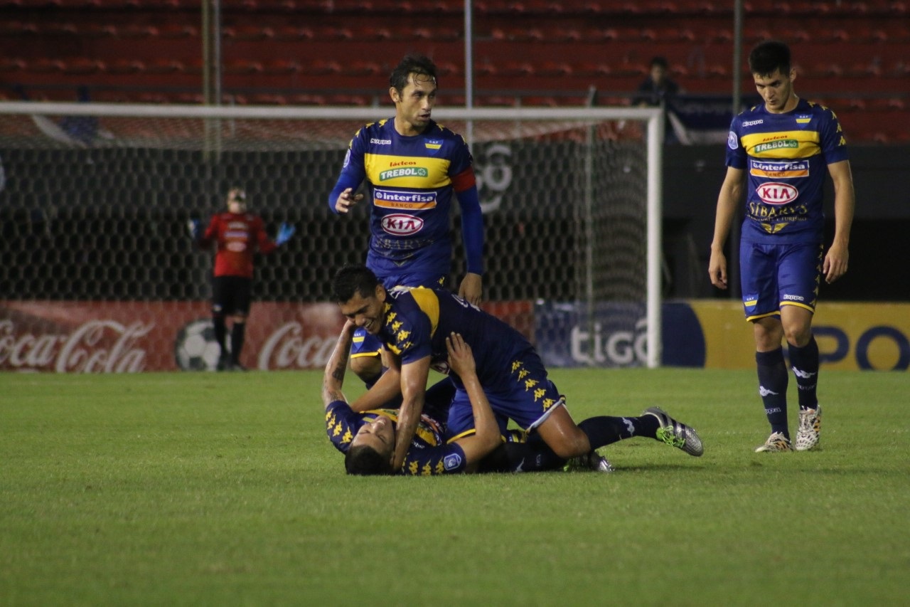 trinidense golea a Nacional