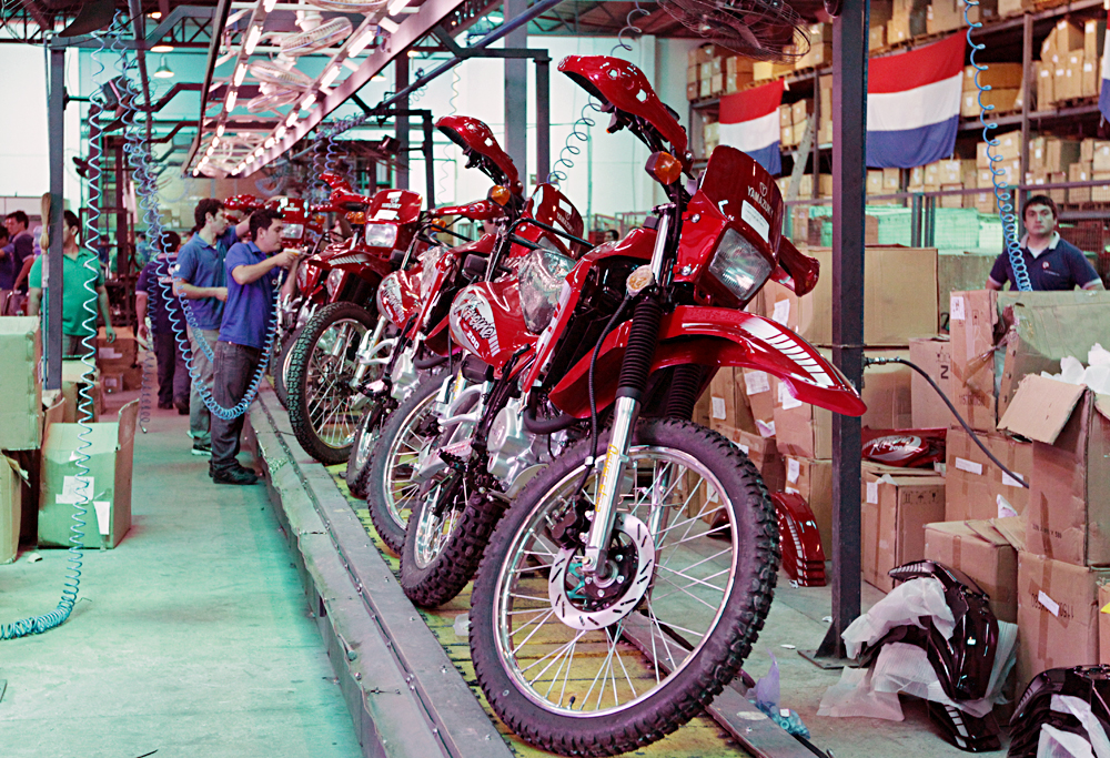 Ensambladora de Motos – industria (1)