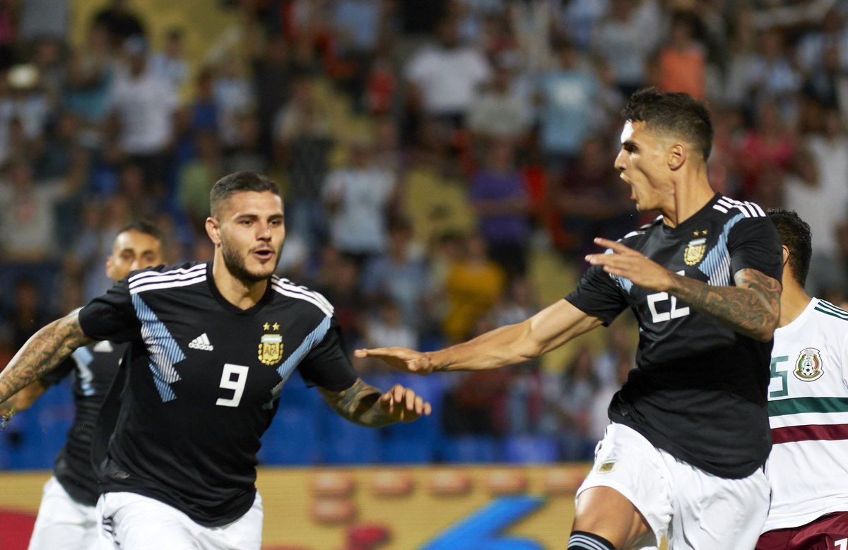 mauro icardi y dibala- amisto de Argentina con Mexico