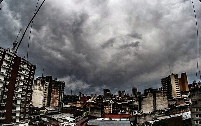 cielo nublado