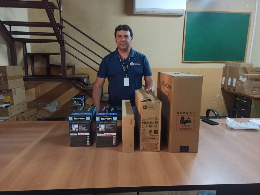 equipos-salud- entrega