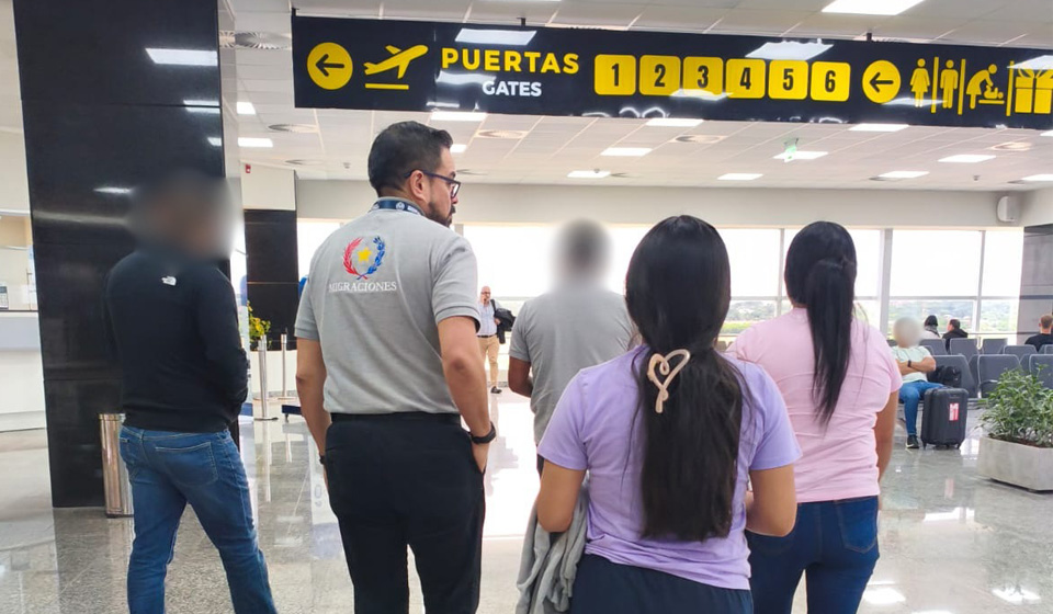 Paraguay inicia retorno de migrantes tras ingreso temporal coordinado con EE.UU.