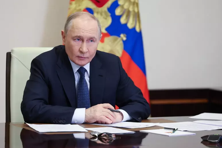 Putin anuncia un alto el fuego con Ucrania para la Pascua ortodoxa