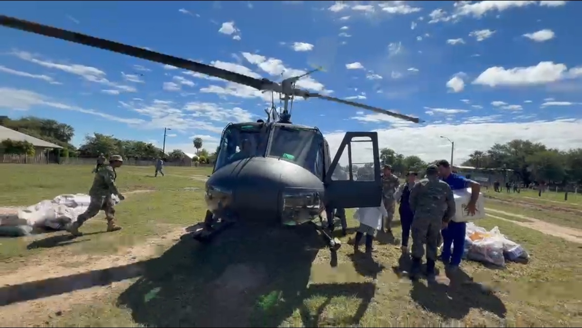 Entrega de 6.000 kilos de alimentos y evacuación aeromédica de pacientes en 1ra jornada de asistencia en el Chaco