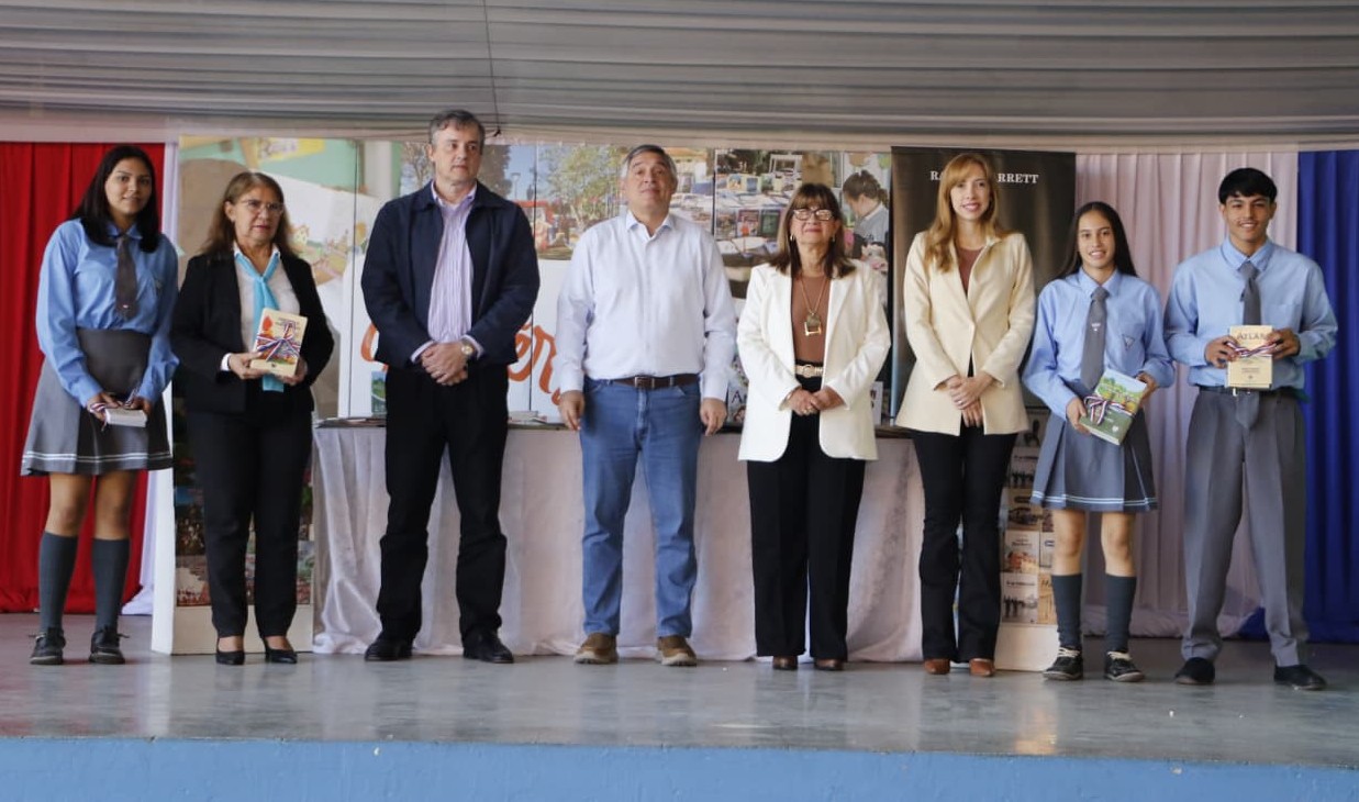 Lanzan Proyecto “Formando Lectores 3”, que con donación de 100.000 libros, beneficiará a 200 instituciones educativas