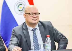 oscar lovera ministro del MEF